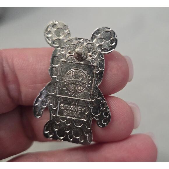 Disney Vinylmation Mystery PIN Park #4 Dog Keys Pirates Carribbean - Picture 3 of 4